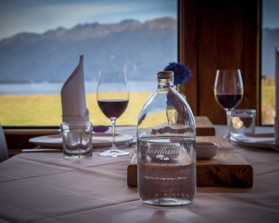 Fiordland Lodge Те-Анау Экстерьер фото