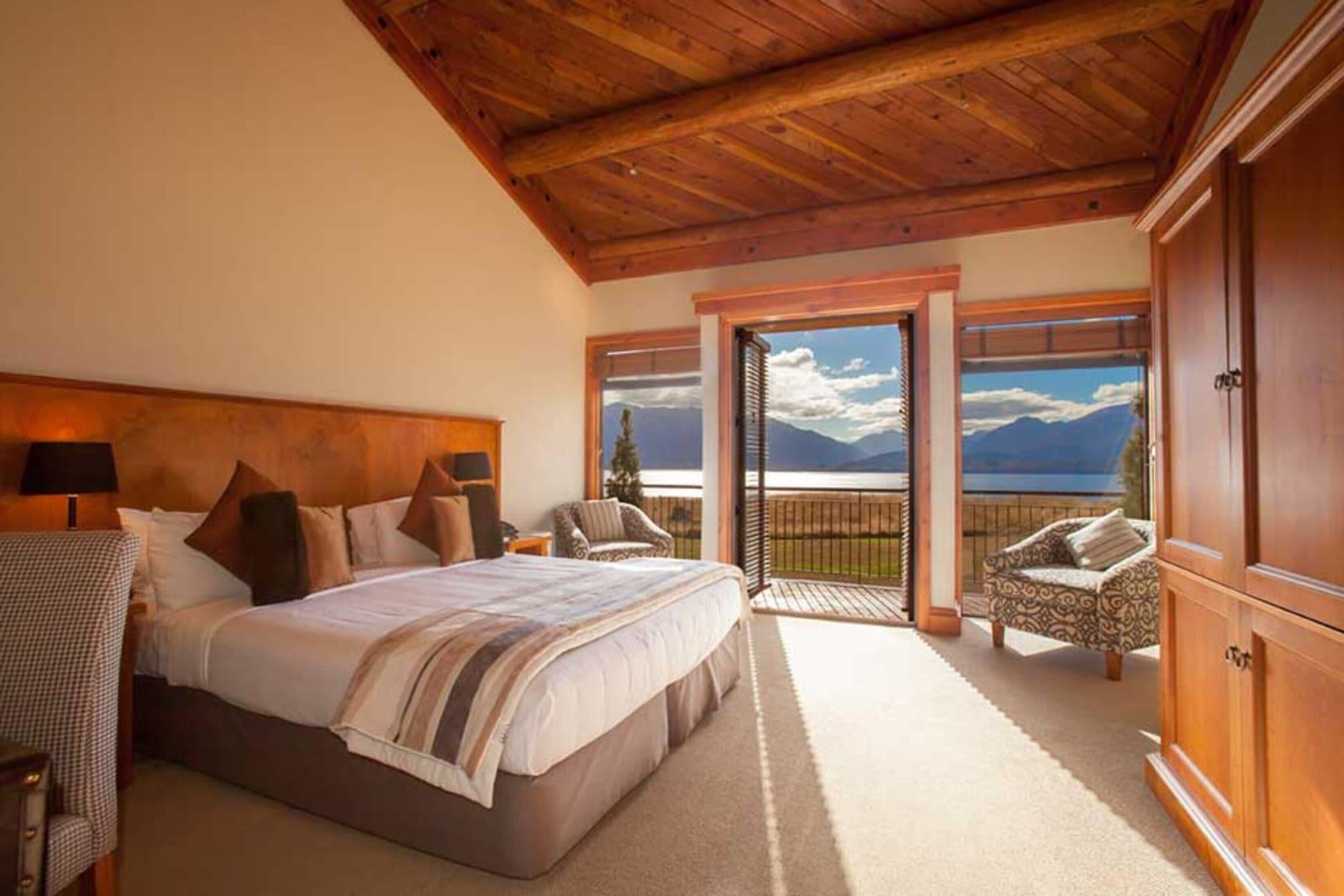 Fiordland Lodge Те-Анау Экстерьер фото