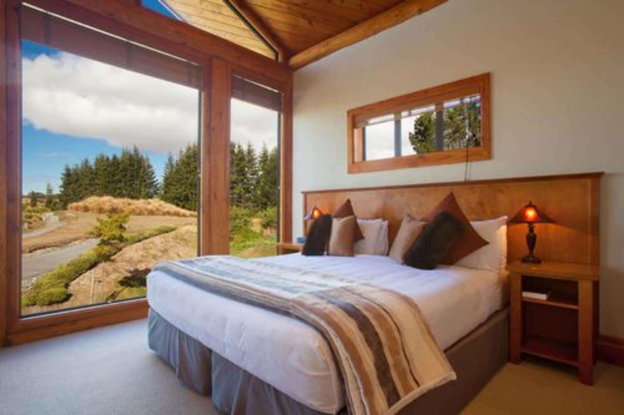 Fiordland Lodge Те-Анау Экстерьер фото