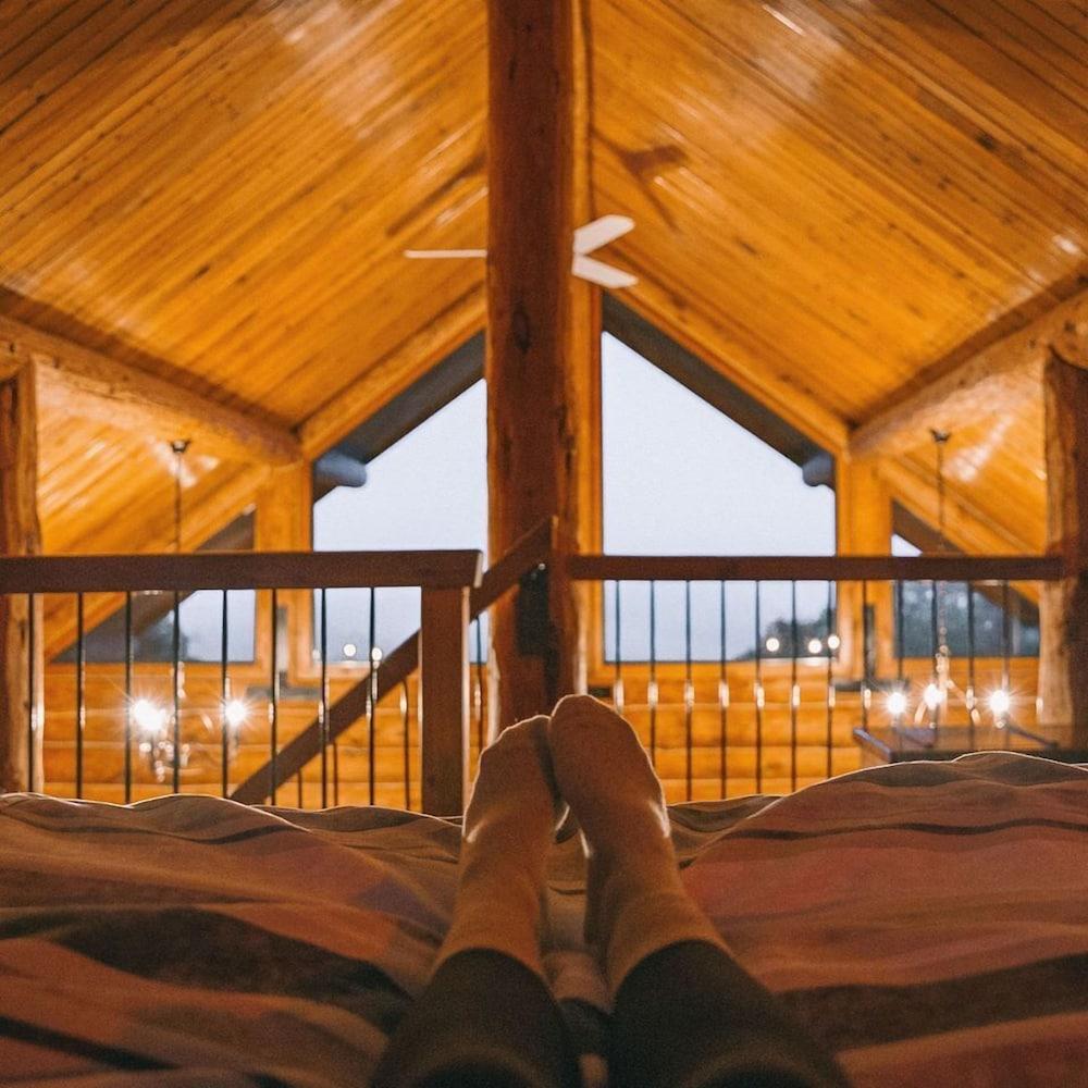 Fiordland Lodge Те-Анау Экстерьер фото