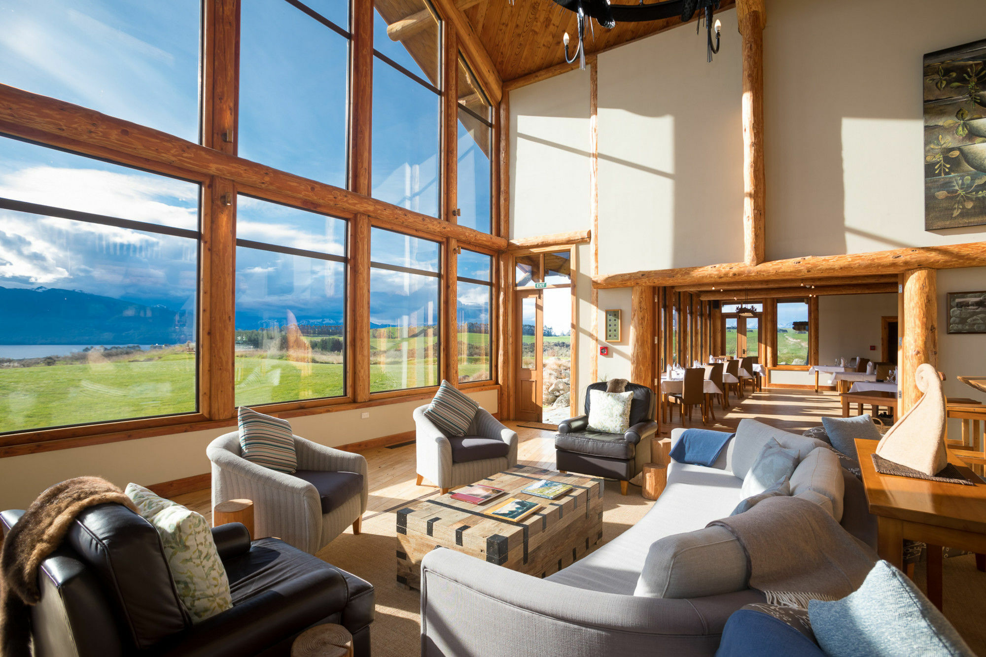 Fiordland Lodge Те-Анау Экстерьер фото